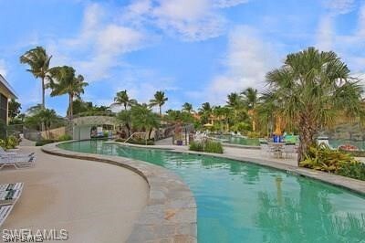 6650 Beach Resort Dr in Naples, FL - Foto de edificio - Building Photo