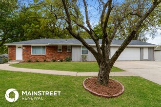 6946 N Hickory St in Kansas City, MO - Building Photo - Building Photo
