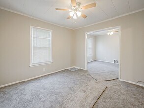 245 S Edith St in Pontiac, MI - Building Photo - Building Photo