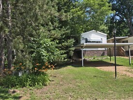 12525 Knollwood Ln in Suring, WI - Building Photo