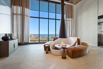 211 N Harbor Dr, Unit 2205 in Chicago, IL - Building Photo - Building Photo