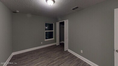 2222 Thomas Ct in Jacksonville, FL - Building Photo - Building Photo