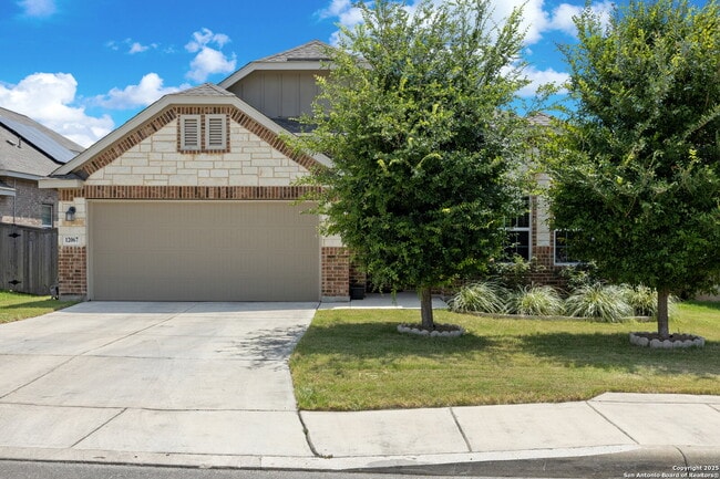 12067 Pitcher Rd in San Antonio, TX - Building Photo - Building Photo