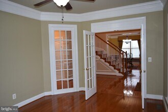 8708 Flowering Dogwood Ln in Lorton, VA - Building Photo - Building Photo