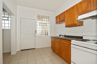 7755 S Sangamon St in Chicago, IL - Foto de edificio - Building Photo