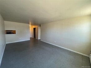 1590 Clinton St, Unit 4 in Aurora, CO - Foto de edificio - Building Photo