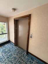 8601 Falmouth Ave, Unit Falmouth in Playa Del Rey, CA - Foto de edificio - Building Photo