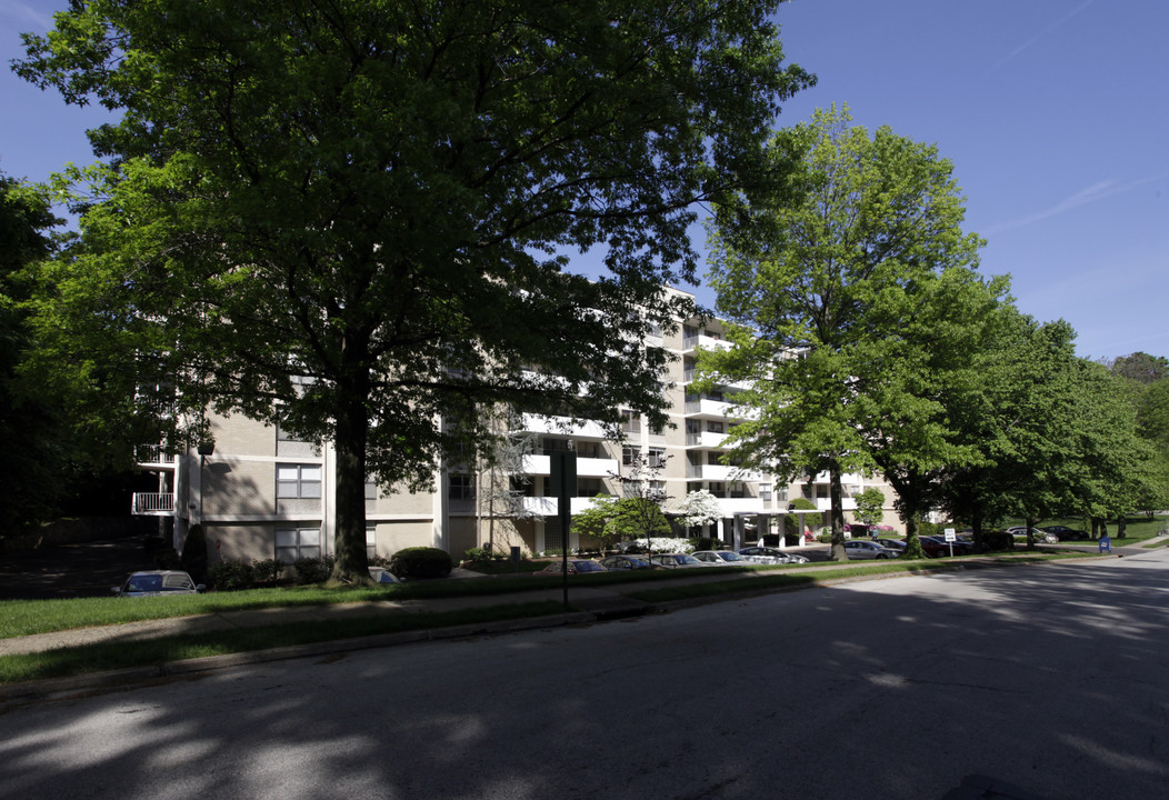 Coventry House in Elkins Park, PA - Building Photo