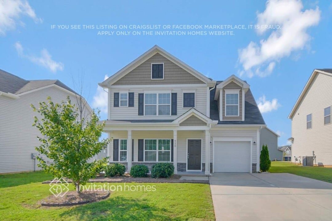 920 Lakemont Dr in Clayton, NC - Building Photo