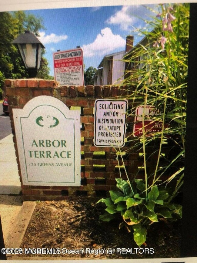 property at 735 Greens Ave