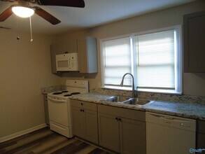 1423 Stevens Ave NE in Huntsville, AL - Building Photo - Building Photo