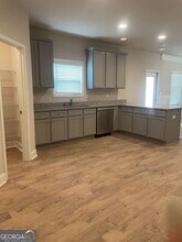 401 Crescent Ct in Griffin, GA - Building Photo - Building Photo