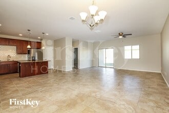 21214 W Palm Ln in Buckeye, AZ - Building Photo - Building Photo