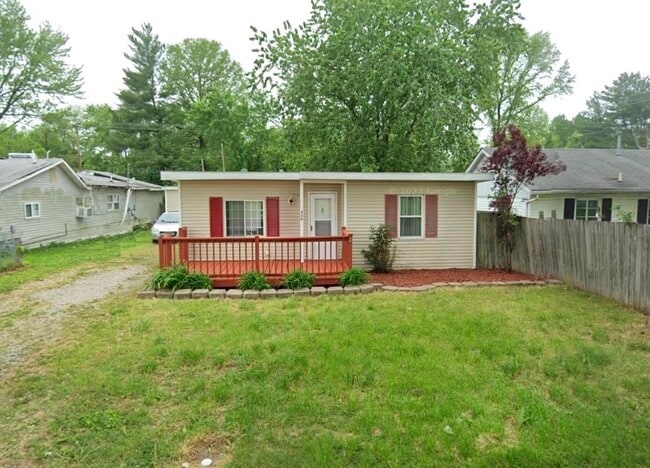 property at 939 Green Mt Ln