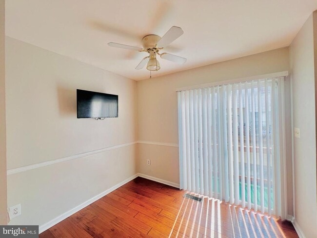 property at 6609 Fable Ct