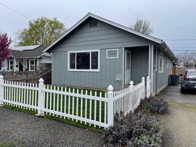 property at 319 Mary St