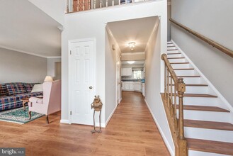 5444 Lomax Way in Woodbridge, VA - Building Photo - Building Photo
