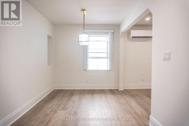 148 Martin Grove Rd in Toronto, ON - Building Photo - Building Photo