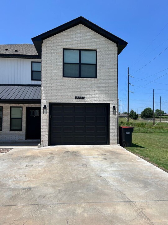 1535 Northridge Dr in Van Buren, AR - Building Photo