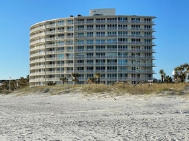 1601 Ocean Dr S in Jacksonville Beach, FL - Building Photo