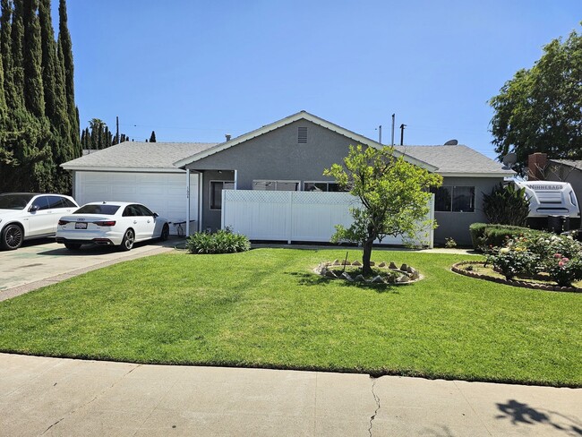property at 1604 E Palm Ave