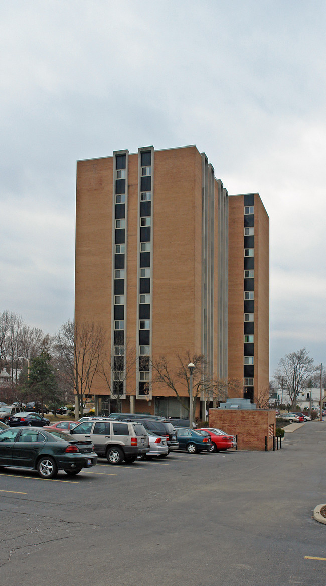 Campus South Apartments in Dayton, OH - Building Photo - Building Photo