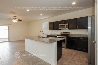 37746 W Capri Ave in Maricopa, AZ - Foto de edificio - Building Photo