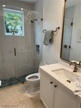 7910 Cocobay Dr in Naples, FL - Building Photo - Building Photo