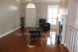 3938 Garden View Dr in Baton Rouge, LA - Building Photo - Building Photo