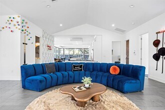 1206 W Oltorf St in Austin, TX - Building Photo - Building Photo