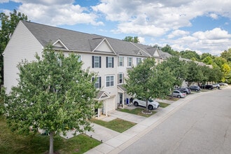 Oakland Place in Columbia, MD - Building Photo - Building Photo