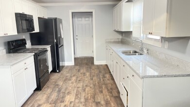 36 Selma Dr in Mooresville, NC - Building Photo - Building Photo