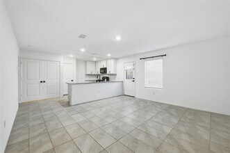 11823 Marcellus Wy in Justin, TX - Building Photo - Building Photo