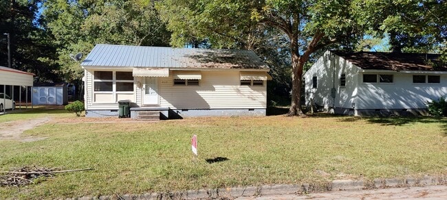 property at 2319 Briarfield Rd