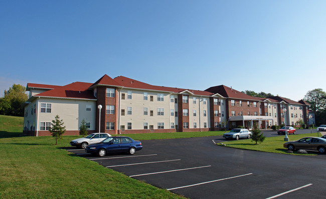 Fellows Terrace-Seniors 55+ in Springfield, OH - Foto de edificio - Building Photo