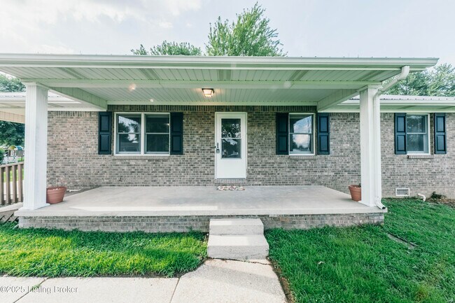 309 E 6th St in Hardinsburg, KY - Building Photo - Building Photo