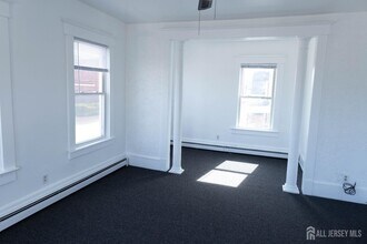 210 N Stevens Ave in South Amboy, NJ - Building Photo - Building Photo