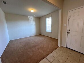2433 Gelbray Pl in Fort Worth, TX - Building Photo - Building Photo