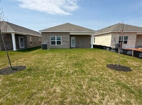 3240 Cool Spgs Ave SW in Madison, AL - Building Photo