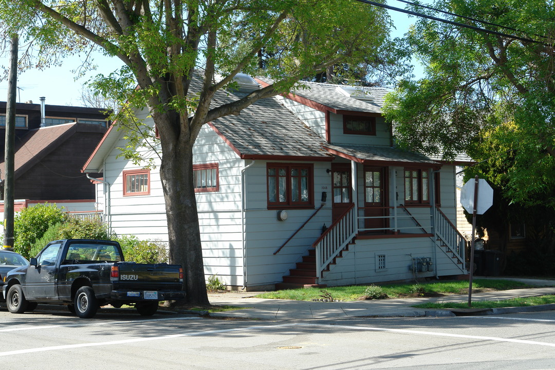 1646 Bancroft in Berkeley, CA - Building Photo