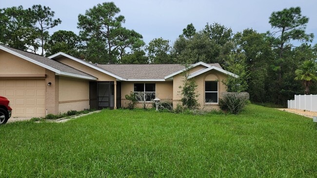property at 11 Carnation Ct E