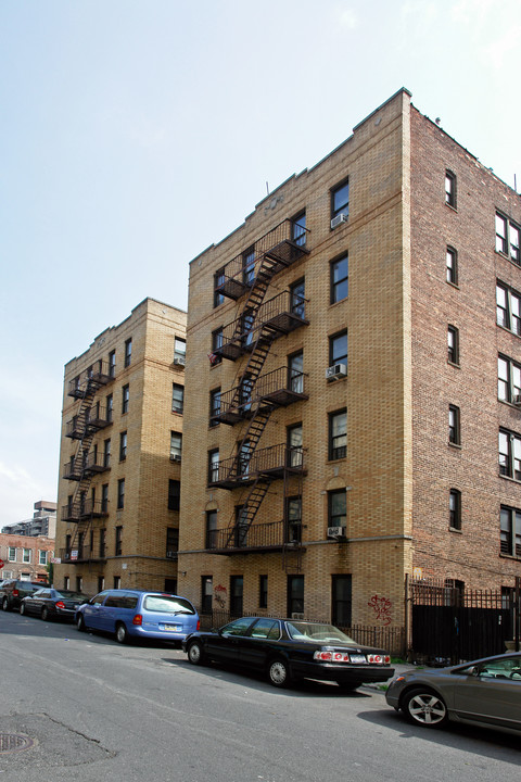 1268 Stratford Ave in Bronx, NY - Building Photo