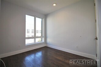 Luxury 2 BR in Bushwick with Balcony & Roo in Brooklyn, NY - Building Photo - Building Photo