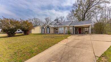 707 Wehring Ln in Phenix City, AL - Building Photo - Building Photo