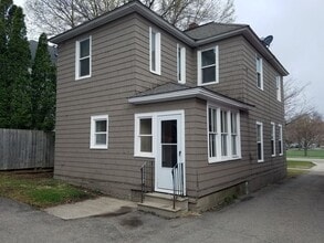 327 W Main St in Albert Lea, MN - Building Photo - Building Photo