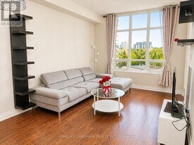 10 Bloorview Pl in Toronto, ON - Building Photo