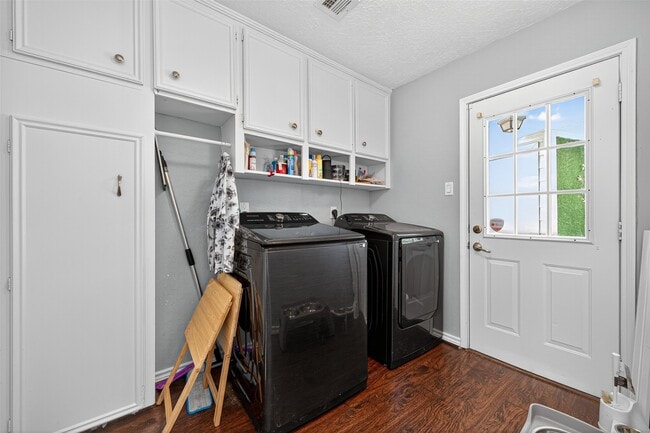 3602 Blue Cypress Dr