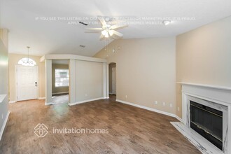 2433 Shelby Creek Rd W in Jacksonville, FL - Building Photo - Building Photo