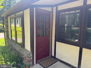 65 Meadow Glen Ln in Reading, PA - Building Photo - Building Photo