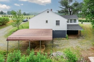 4042 S Church St in Burlington, NC - Building Photo - Building Photo